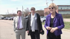 Senator Warren Visits Hull